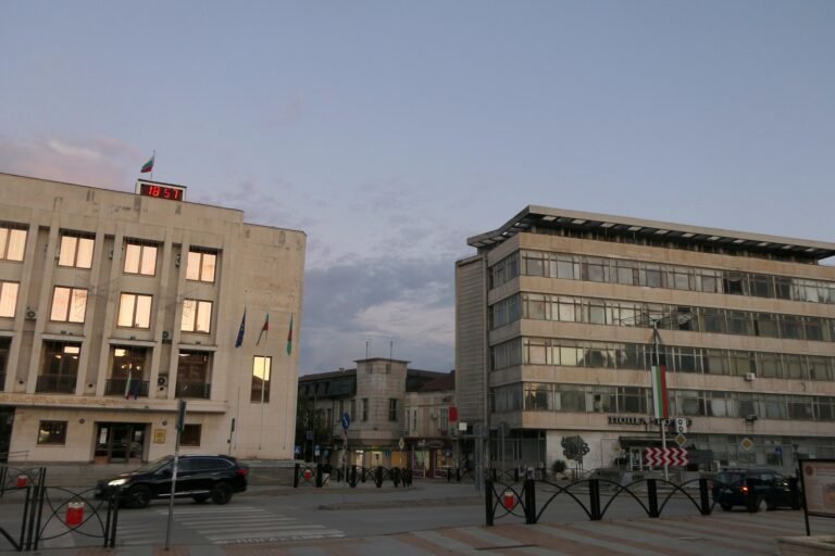 Central square in Gorna Oryahovitsa
