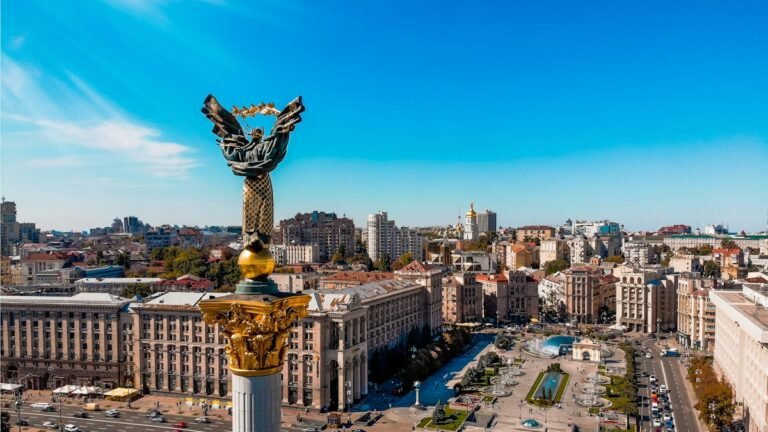 Архивна панорама на Киев; не показва ударите / Archive view of Kyiv; not a photograph of the strikes