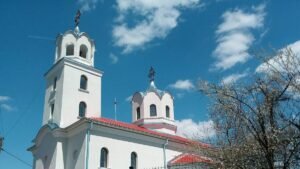 Църквата „Св. Архангел Михаил“ в Миндя — архивна илюстрация от 2021 г., не снимка на Черния паметник.
