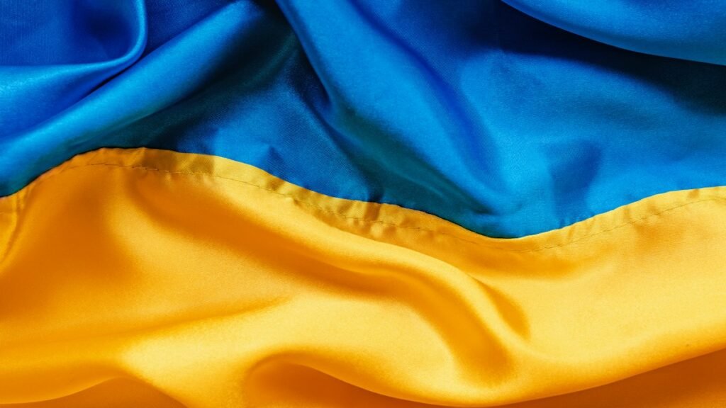 Украинското знаме — илюстративна снимка към новина за ударите в Запорожие