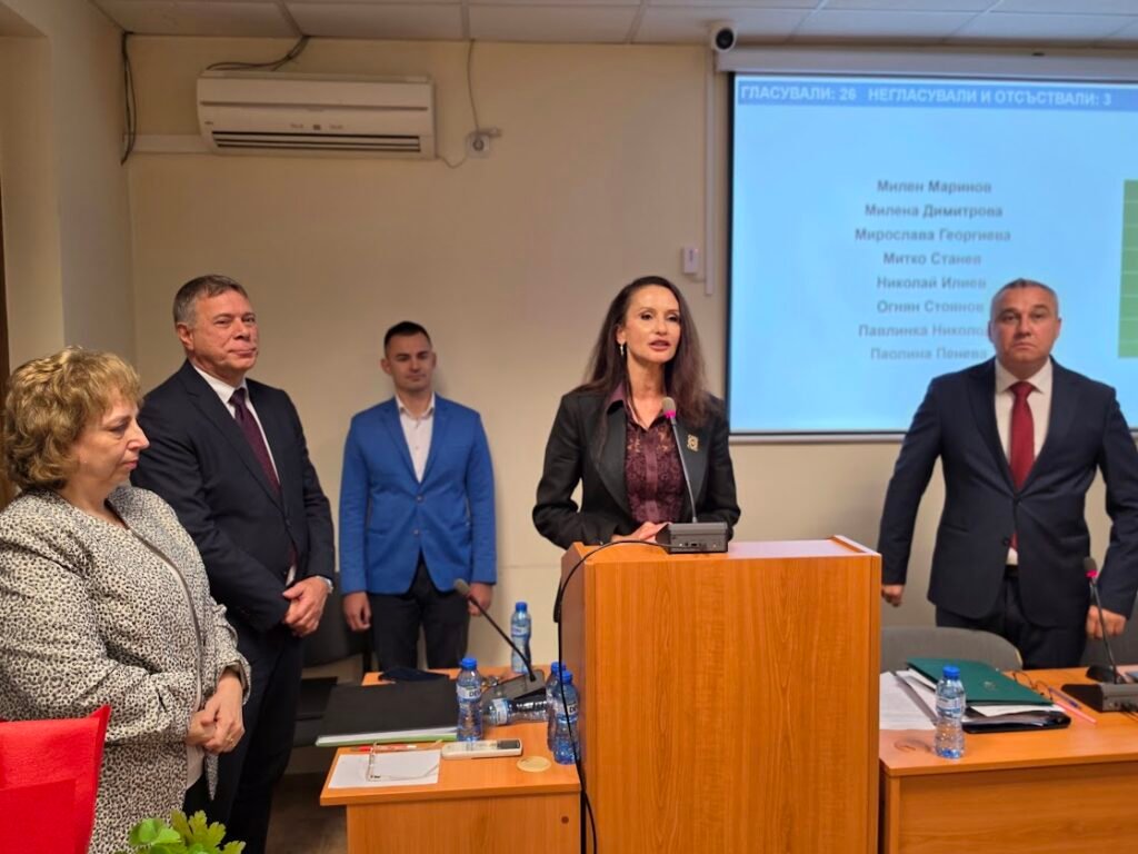 Снимка от официалното съобщение на Община Горна Оряховица за избора на Петя Иванова за кмет