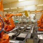 Роботизирана производствена линия — илюстративна снимка, която не е от Китай.