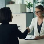 Събеседване за работа в офис — илюстративна снимка